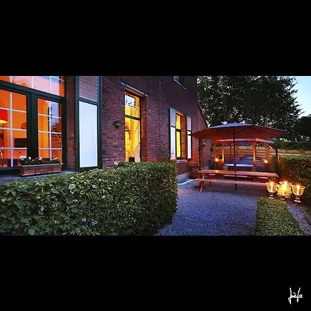 Le Pavillon Du Bois De Buis Bed & Breakfast