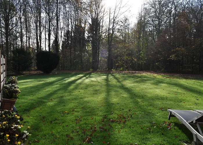 Le Pavillon Du Bois De Buis